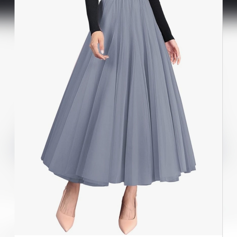 Elegant Gray Midi Skirt